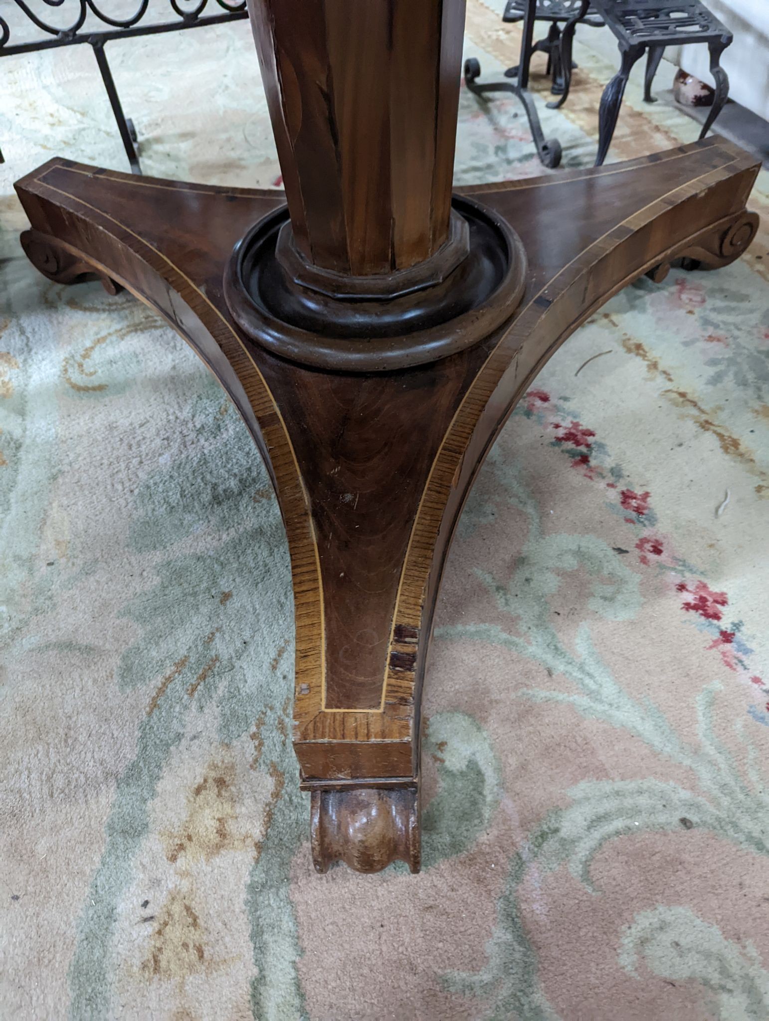 A Victorian and later mahogany tilt top breakfast table, diameter 118cm, height 76cm